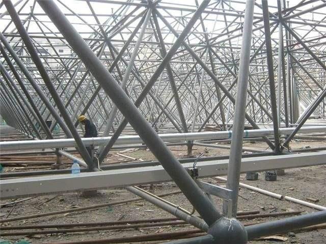 齐齐哈尔盘点螺栓球网架对选材方面的4点要求